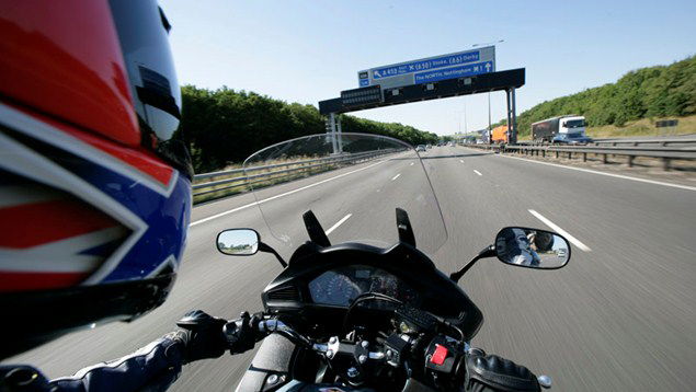 90mph speed limit trial begins on D3 motorway from Prague towards Linz